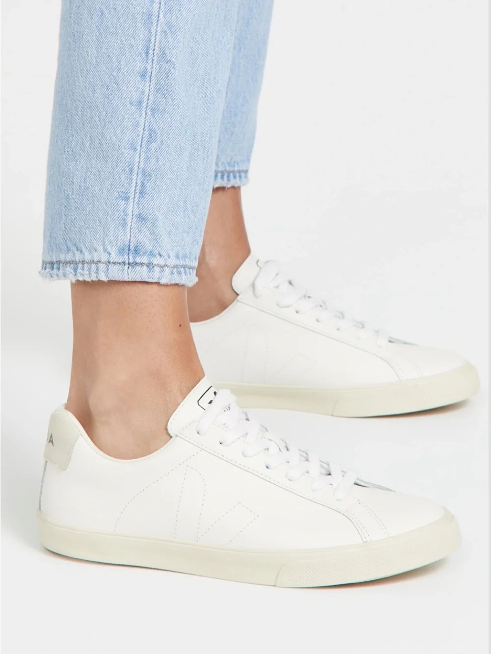 Veja Esplar Low Sneakers
